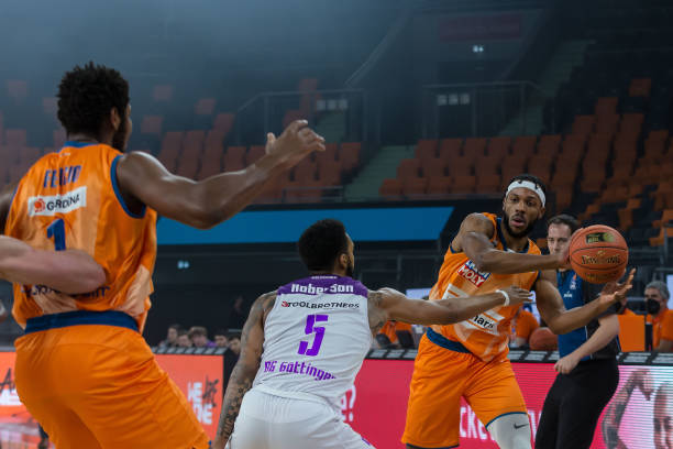 因被迫少打 因被迫少打